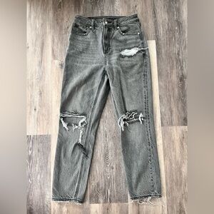 Gray American Eagle Mom Jeans